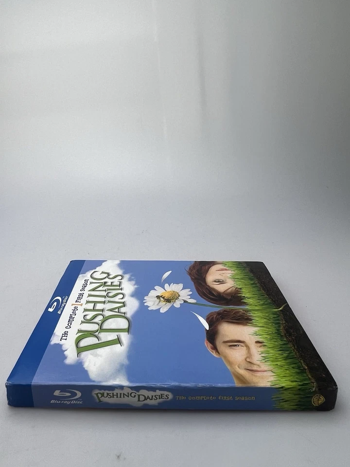 Pushing Daisies: The Complete первый сезон Blu-ray сезон 1 импорт из США - Изображение 3 из 4