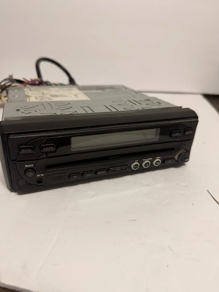 Pantalla abatible estéreo de auto DIN única Foto 2 de 4