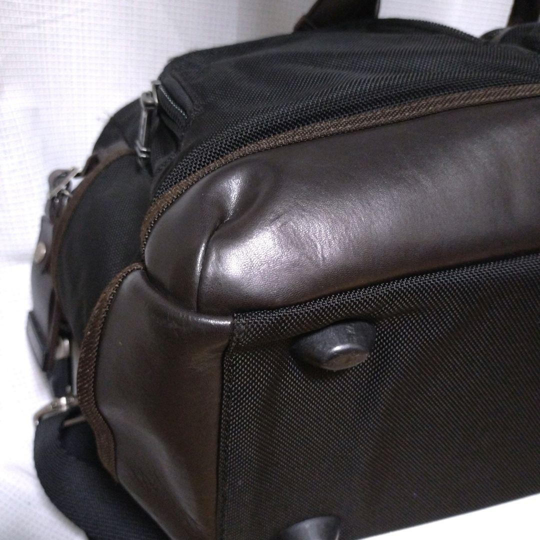 Good Condition TUMI Brief Bag Everett Essential T… - image 8