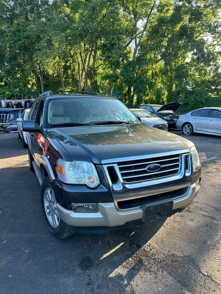 Motor de arranque usado serve: 2010 Ford Explorer exc. Sport Trac 6-245 4.0L de 10/0 - Imagem 2 de 4