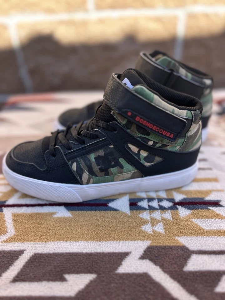 DC Shoes Talla 4 Juvenil Camuflaje Zapatos de Skate Verde Camuflaje Foto 2 de 4
