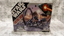 MIP HASBRO Star Wars HAILFIRE DROID 30th Anniversary Vehicle Firing Cannons 2006