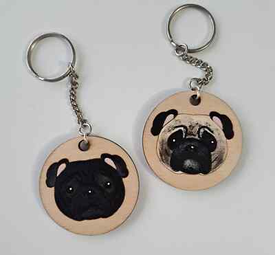 Mops Holz Schlüsselanhänger, Hundeschlüsselring, Schlüsselring, Keychain, Hundeschlüsselanhänger, Mops Geschenk,