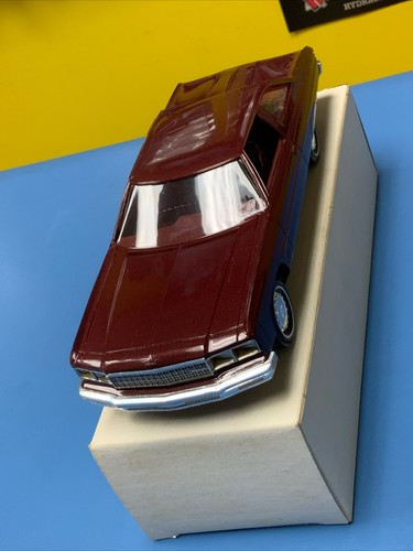 Dealer Promo 1976 Chevrolet Caprice Classic Mahogany Metallic - Picture 12 of 18