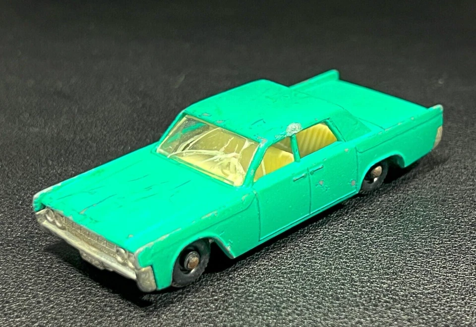Matchbox Lesney 31 c2 Lincoln Continental Sea Green Reg Wheels Diecast Car Vtg - Image 2 of 4