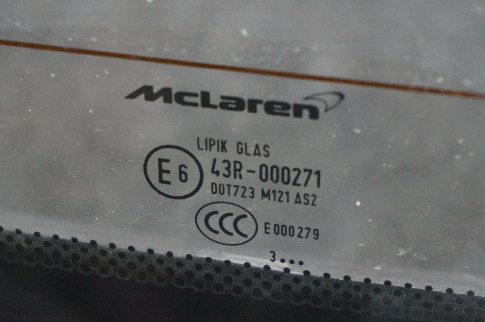 Rear Engine Hatch Glass Cover Panel OEM 11P0443CP McLaren 650S 2015