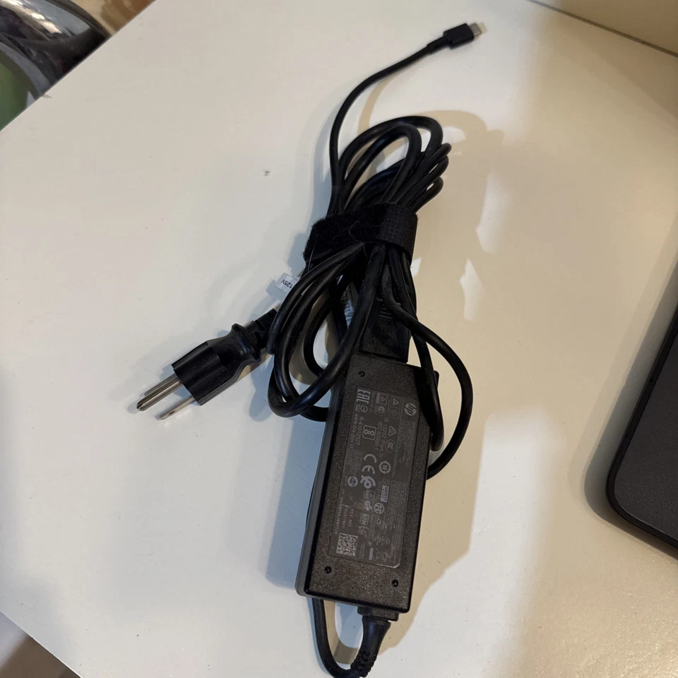 Notebook HP rosa cromado - Imagem 2 de 4