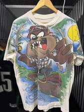Vintage 90s Looney Tunes Taz “Fisherman” Graphic Tee AOP Made in USA Men’s Sz L