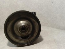 Pompe direction assistée Renault R19