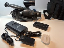 SONY CCD-F375E Handycam 8 Charger Battery - UNTESTED