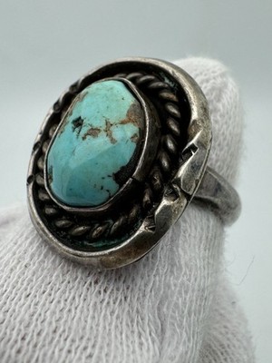 Vintage Navajo Shield Turquoise Sterling Silver Ring Blue