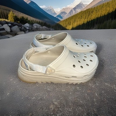 Crocs Hiker Xscape Clog BONE Womens 12.5 Mens 11 208365-108 Trail Beach Shoes