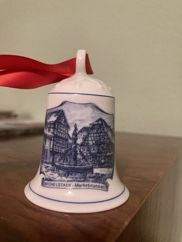 Hutschenreuther Bell 1992 --- Odenwald Christmas Michelstadt 3 - Picture 1 of 2