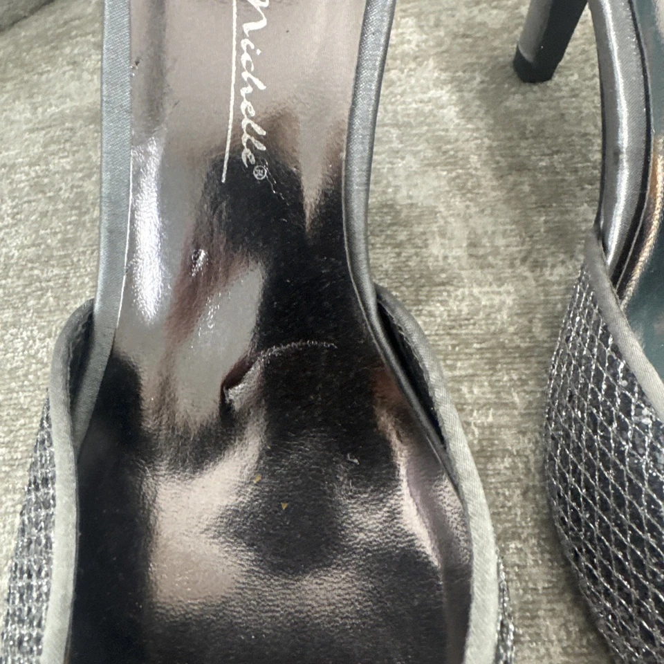 Anne Michelle Women’s peep Toe Silver Glitter Heel D Shoes Size 5 Worn Once - Image 3 of 4