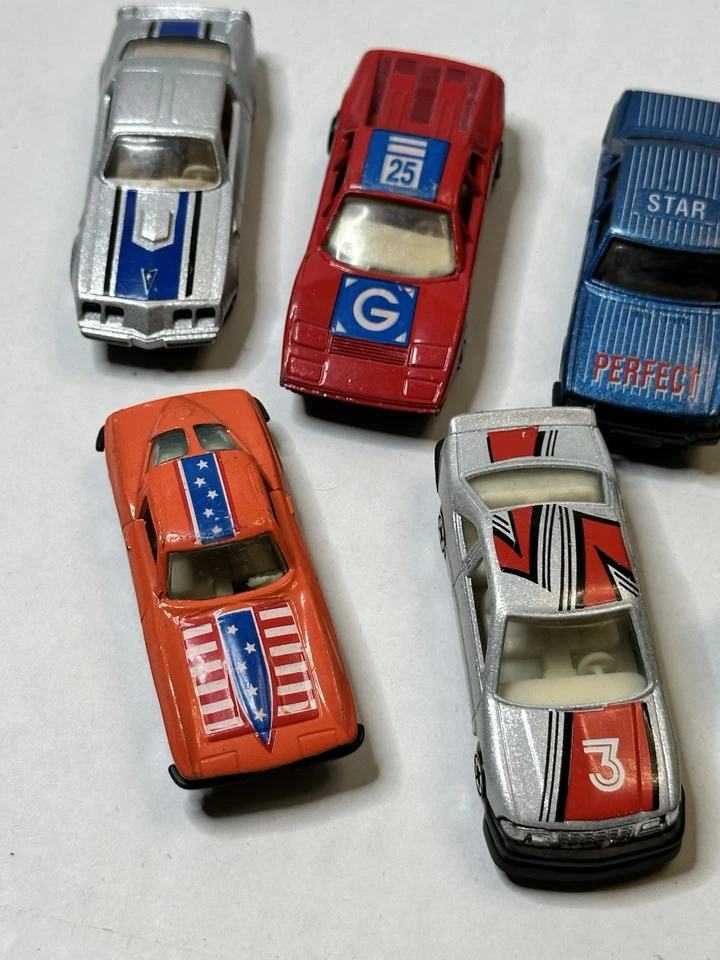 Vintage LOT OF 15MADE IN CHINA GENERIC DIECAST & PLASTIC TOY RACE CARS - Image 2 of 4