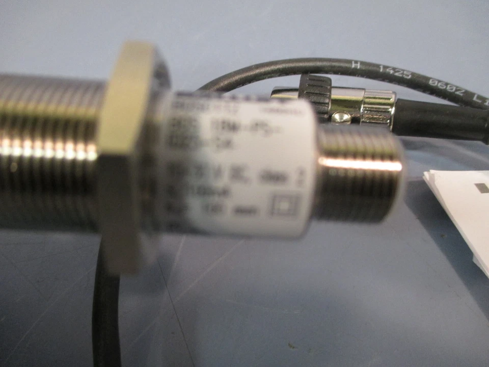 BALLUFF B0S01TZ Photoelectric Sensor 10-30VDC BOS18M-PS-ID25-S4 - Image 4 of 4