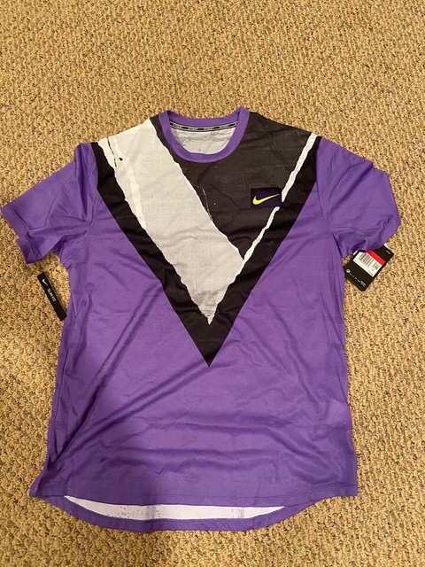 nike challenger tennis shirt