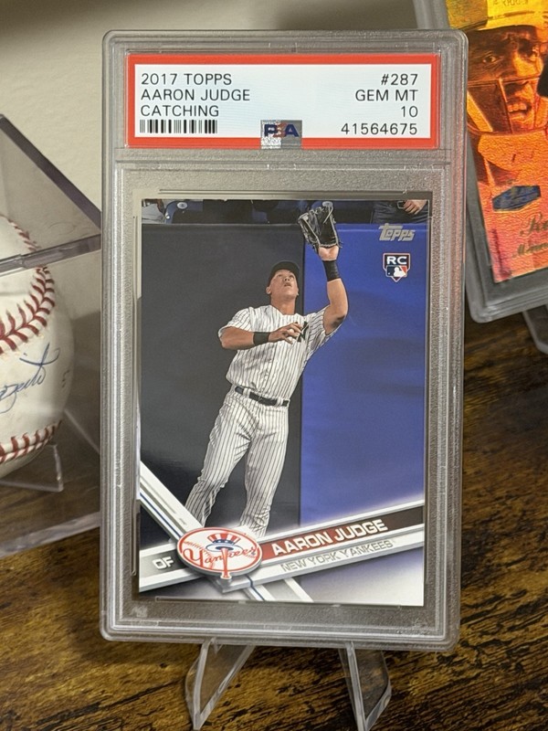 2017 Topps - PSA 10 Aaron Judge Rookie #287 Fielding (RC) New York Yankees