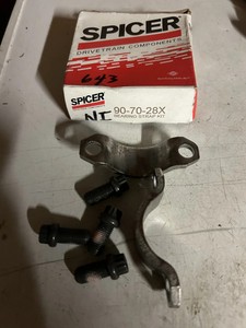 Spicer 90-70-28X Universal Joint Strap Kit SPL90 SPL100 1.625in Steel Incl Bolts