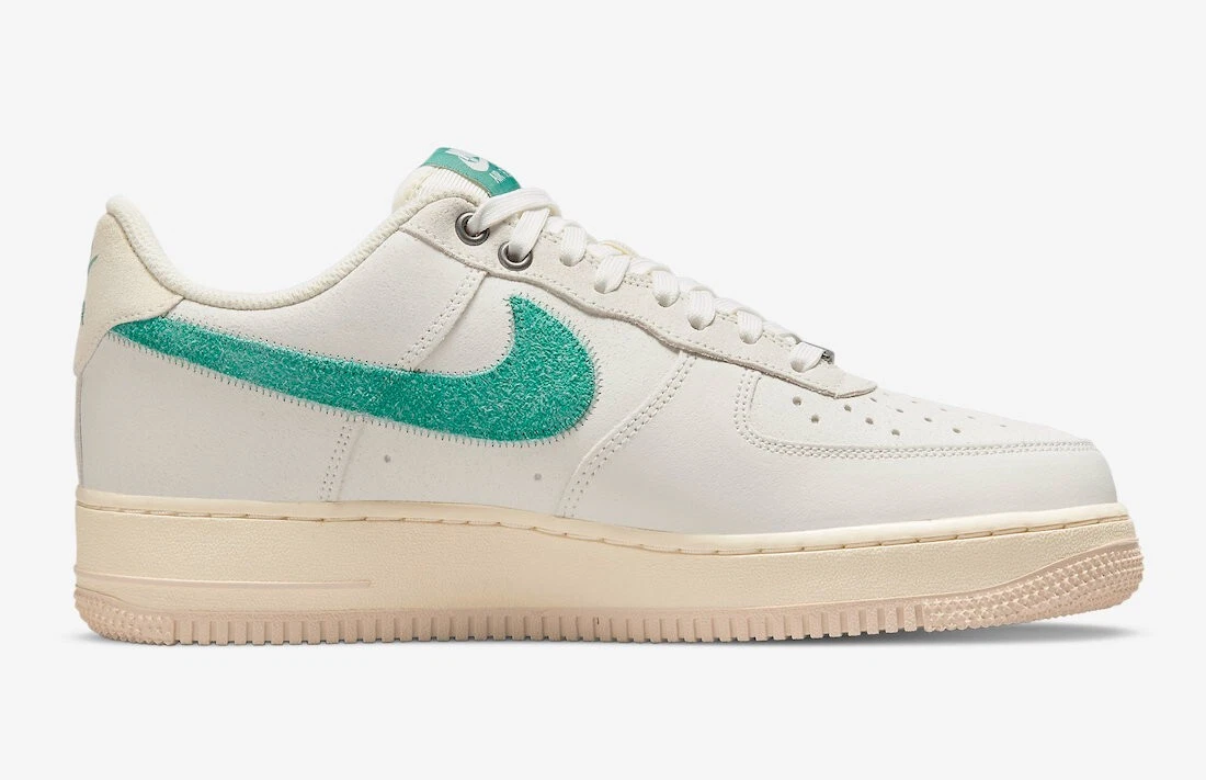 Nike Air Force 1 Low 07 LV8 Test of Time Sail Green DO5876 100