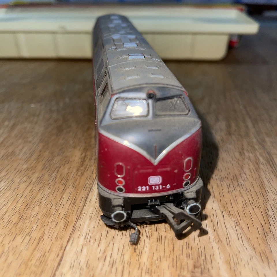 Vintage Fleischmann HO 4235 DB 221 131-6 Diesel Locomotive - Image 3 of 4
