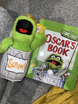 KOHLS CARES SESAME STREET OSCAR'S BOOK MADE BY