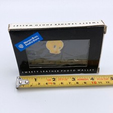 VTG 1998 Tweety Bird Y2K Leather Photo Wallet Looney Tunes
