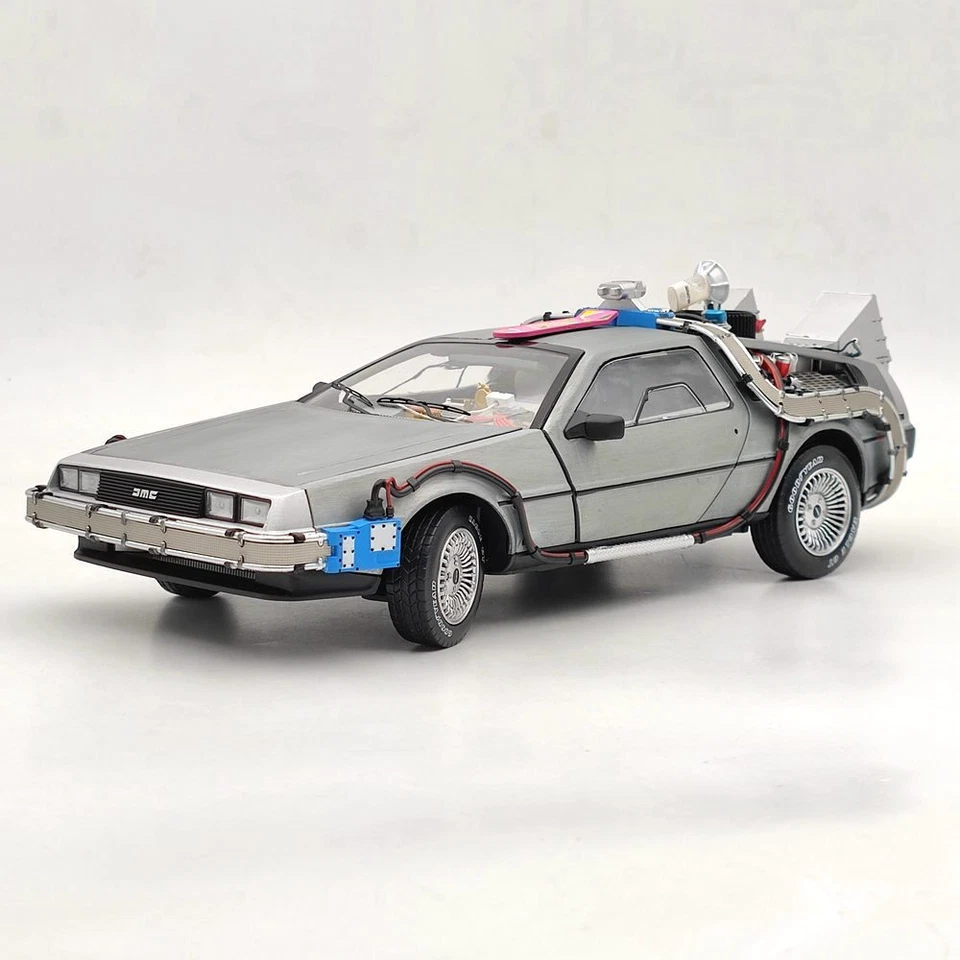 HW 1/18 Elite Back To The Future Time Machine Ultimate Edition Delorean BCJ97 US - Image 2 of 4