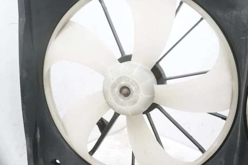 2007-2009 Toyota Camry Radiator Cooling Fan Motor Assembly 16711-0H090 OEM - Image 3 of 4