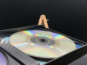 Shenmue (Sega Dreamcast,1999) from japan