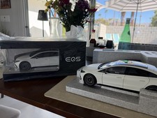1:18 NZG Mercedes EQS V297 Sedan, Manufaktur Opalite Bright White Matte #DEALER