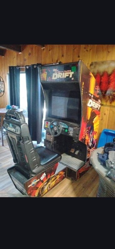 sit down arcade game fast and furious works great