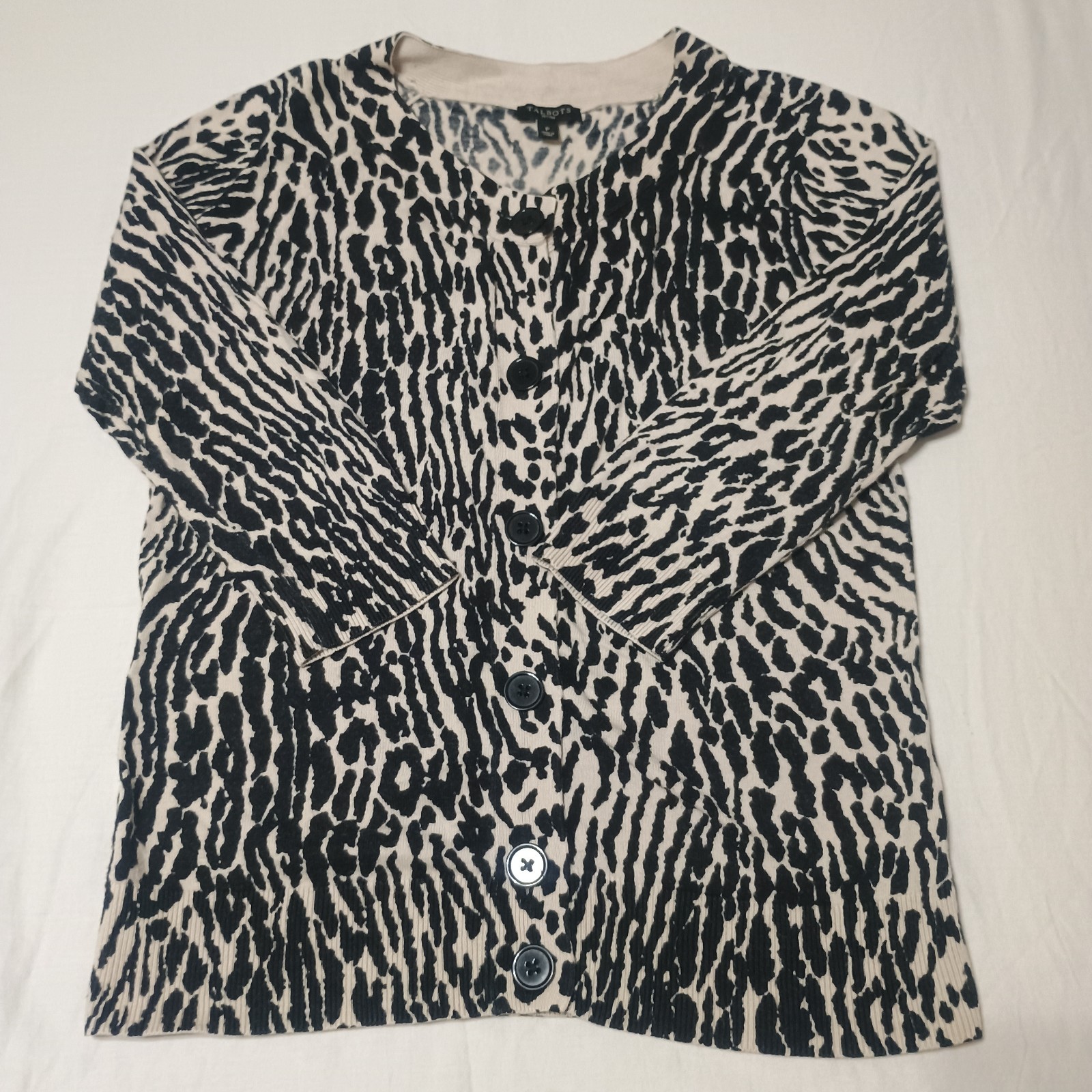 Talbots Women's Sweater Cardigan Petite P Animal Leopard Print 3/4 Sleeve