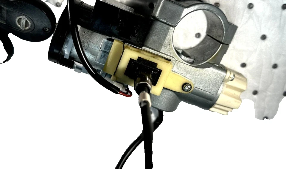 2008-2013 NISSAN ROGUE IGNITION SWITCH LOCK W/KEYS & IMMOBILIZER OEM 28590C9968 - Image 3 of 4