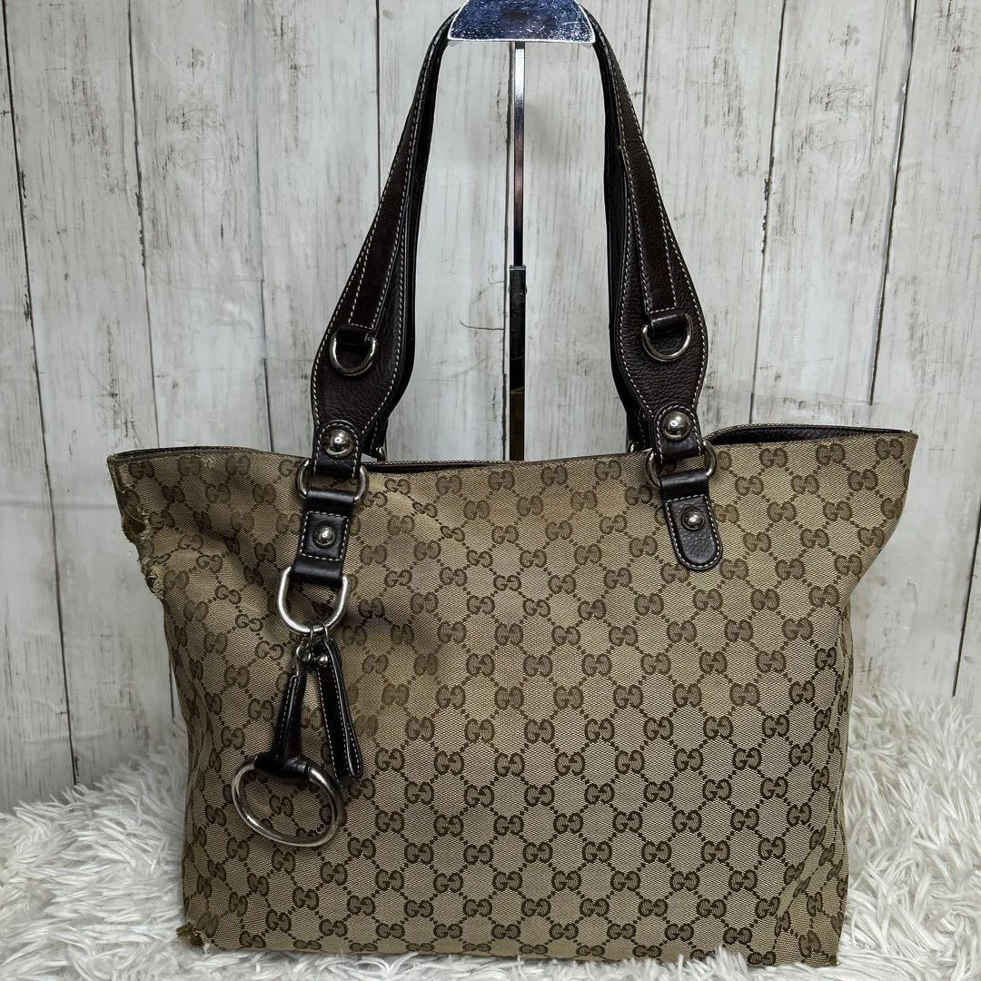 Sac fourre tout Gucci sac à bandoulière marron bout aiguisé toile GG