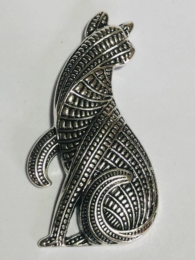 Art deco hotsell silver cat brooch