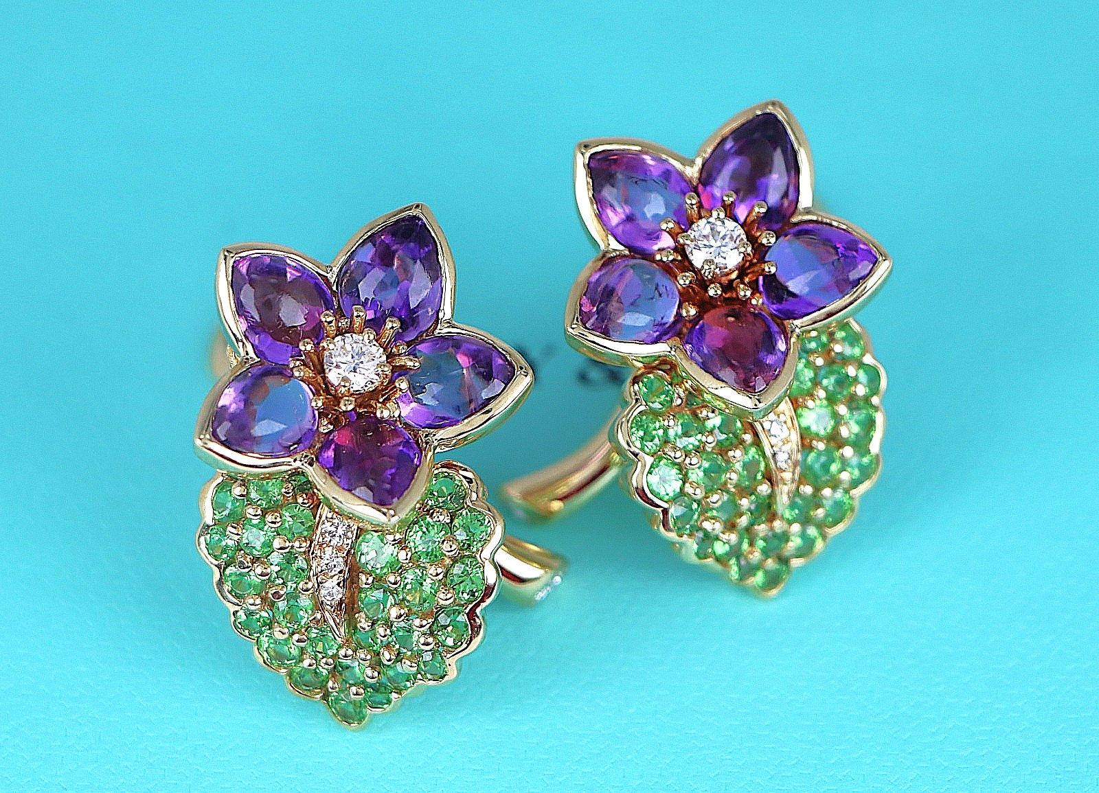 RARE Vintage Estate Tiffany 18k Gold Amethyst Tsavorite Diamond Flower Earrings