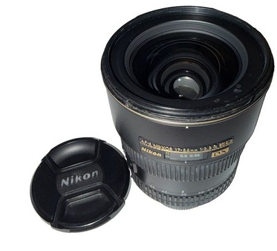 Nikon AF-S Nikkor 17-55mm 1:2.8G ED DX guter Zustand geprüft volle Funktion