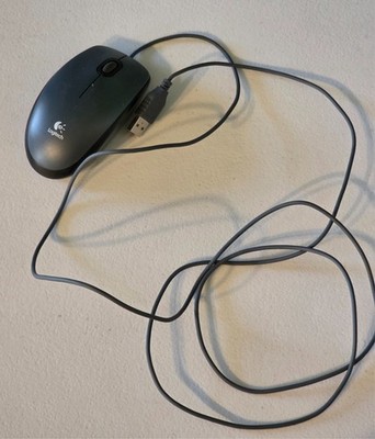 TESTED Logitech M100 Wired Optical USB Computer Mouse Black  M-U0026 810-005640