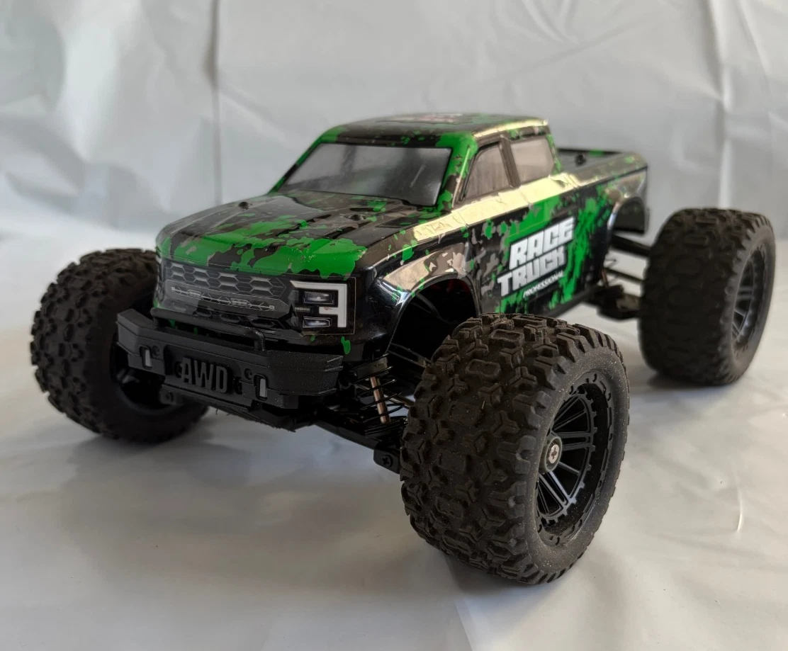 Off-Road & On-Road 4WD 4WD/2WD 1:18 RC Cars/Trucks/Motorcycles for
