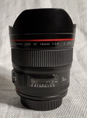 Canon EF 14mm f/2.8L USM Ultra Wide Angle Full Frame AF L Series Two Scratches