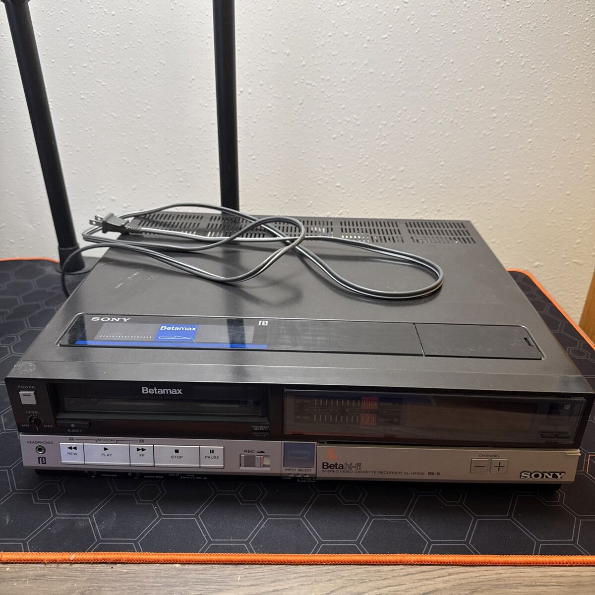 Sony Betamax SL-HF500 VHS VCR Beta Tape Player Recorder HiFi Sony Betamax SL-HF500 VHS VCR Beta Tape Player Recorder HiFi