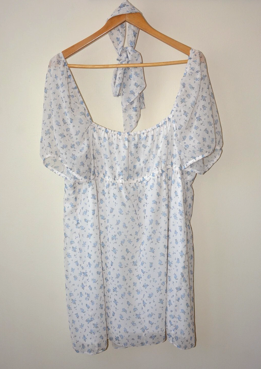 OFF WHITE MINI ABITO EX NEW LOOK OFF BIANCO+BLU DITSY STAMPA FLOREALE FODERATO IN CHIFFON TAGLIA 8 22