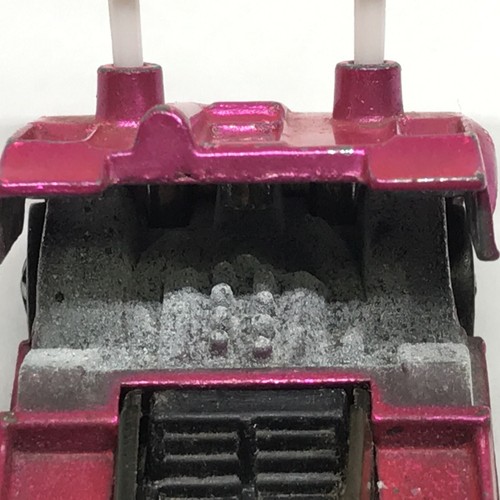 Hot Wheels Redline Chaparral 2G 1968/1969 Hot Pink - Made In U.S.A. W/Repro Wing - Picture 7 of 12