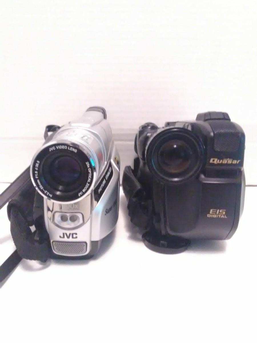 2 Camcorders Quasar VM518 Quartrback Digital JVC GR-SXM37 VHS SVHS
