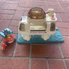 Vintage 1984 Playworld Toys Lil Playmates Space Station Vehicles  Figures Set