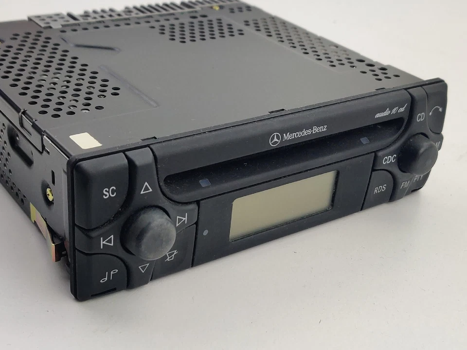 Original Mercedes MF2910 Audio   A1708200386 Autoradio CD+CODE 💯 - Bild 1 von 4