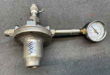 Binks 84-410 Low Pressure Fluid Regulator lot 302-10