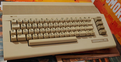 Commodore 64 II C64 C (+ Netzteil) works (048505) Classic 8-bit computer