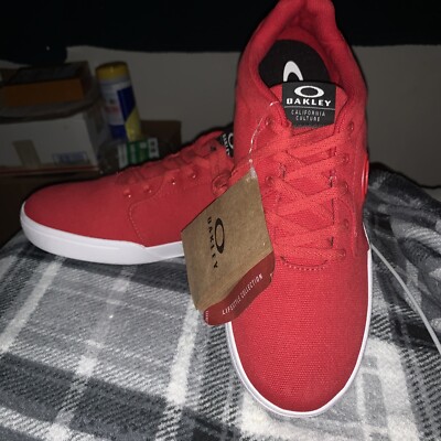 Oakley Men's Canvas Sneaker Navy Red White Size 11 Lace Up